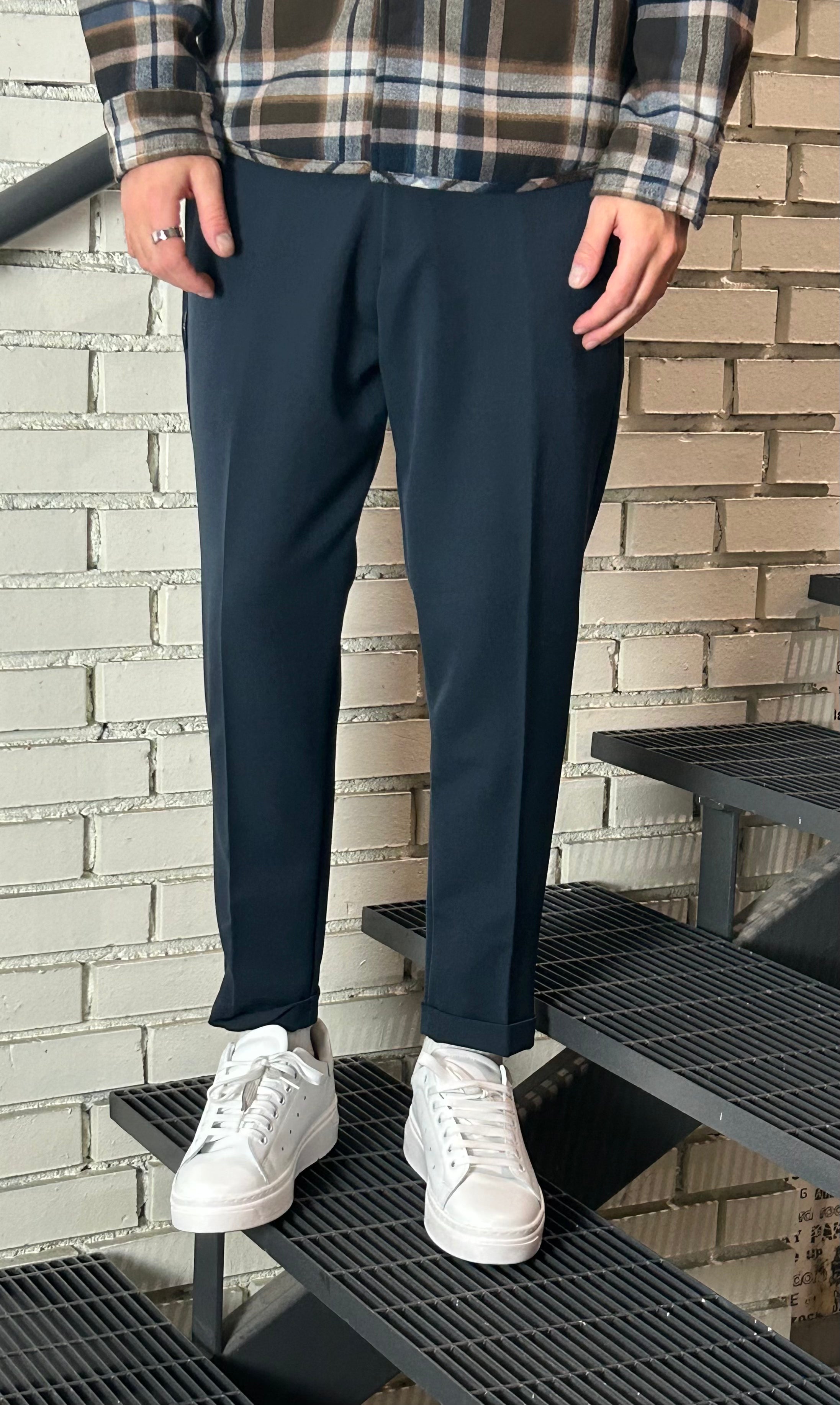 Pantalone "GOTA"
