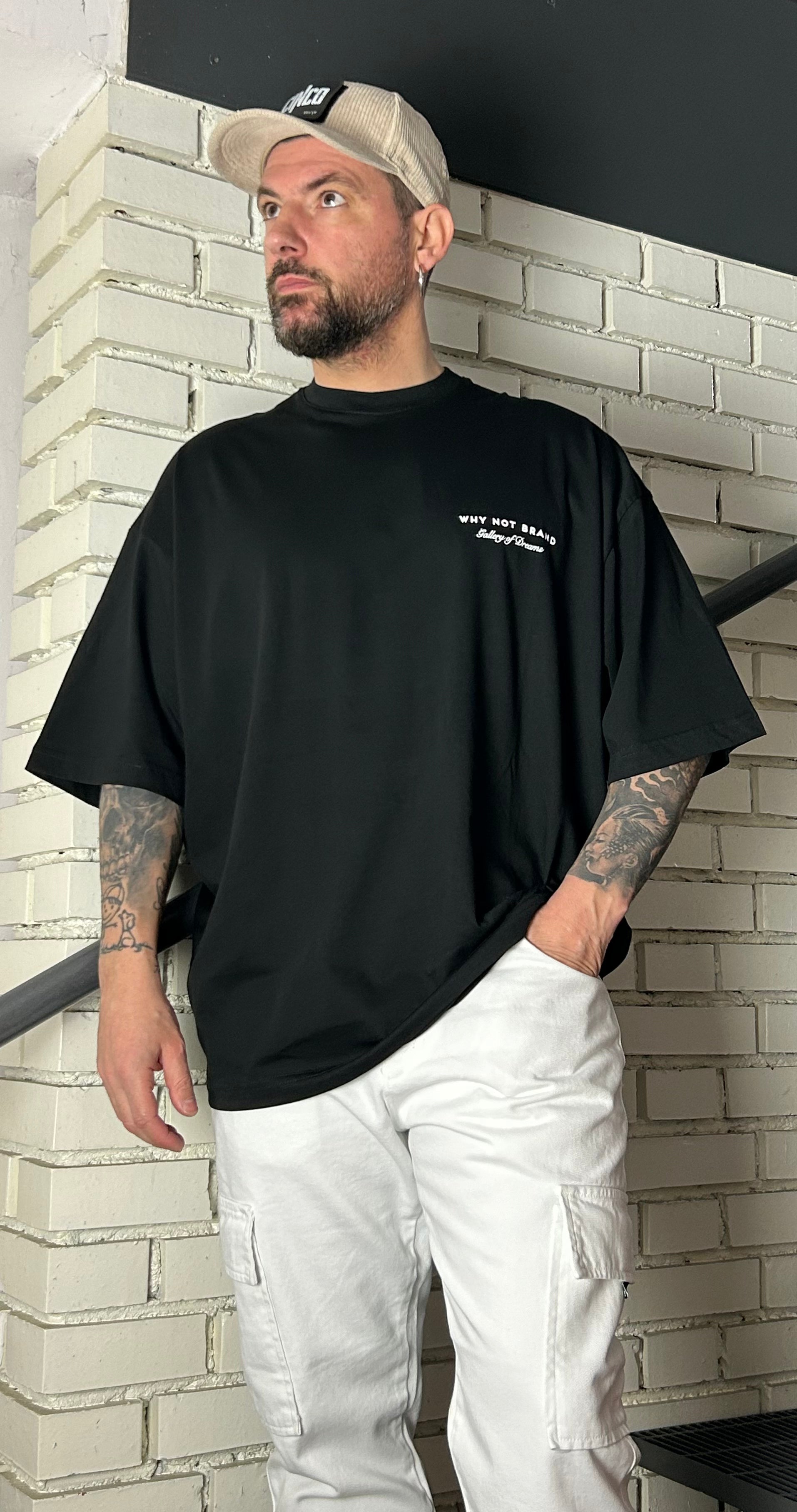 T-Shirt "GALLERY"