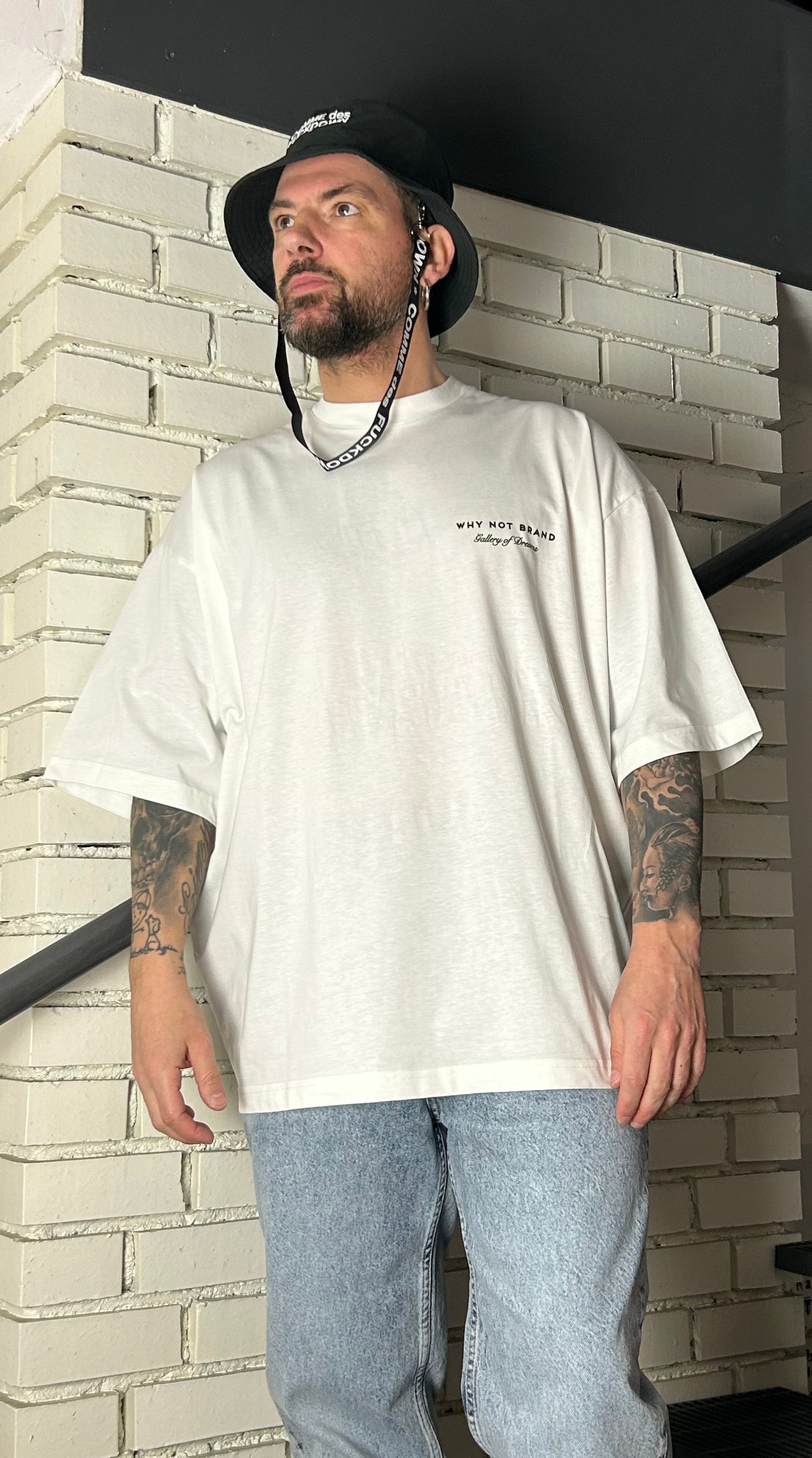 T-Shirt "GALLERY"
