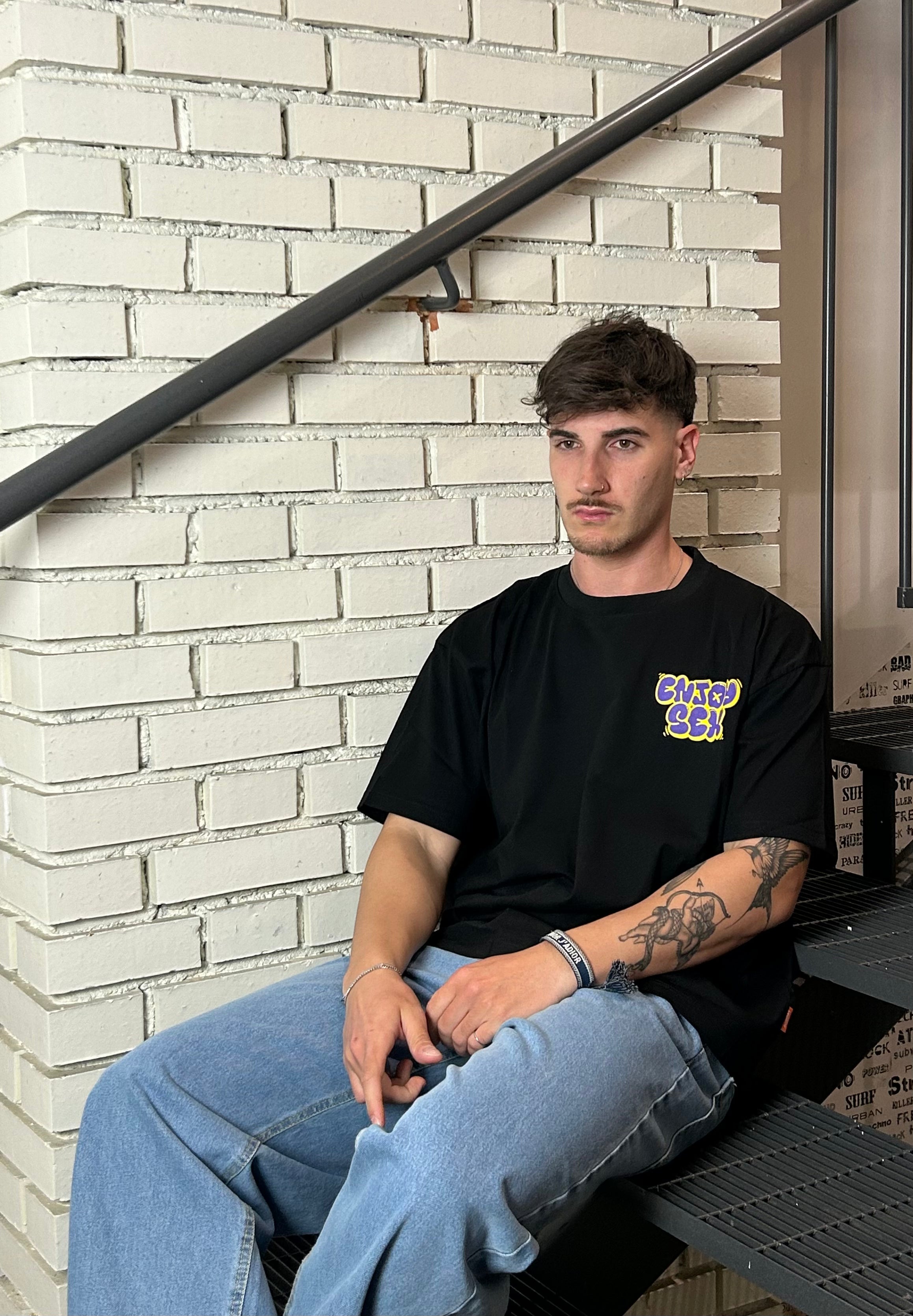 T-Shirt "ENJOY"