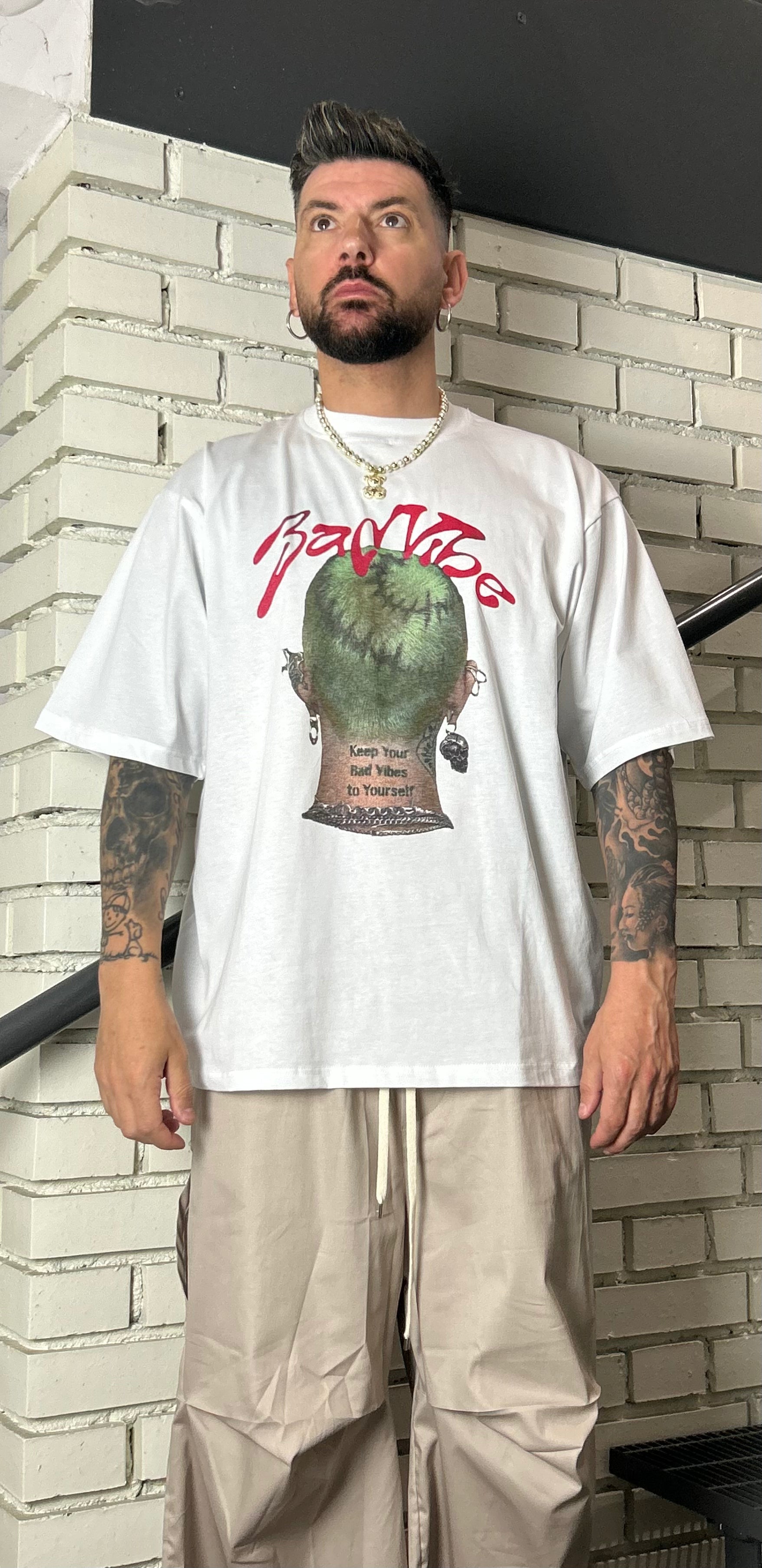 T-SHIRT
