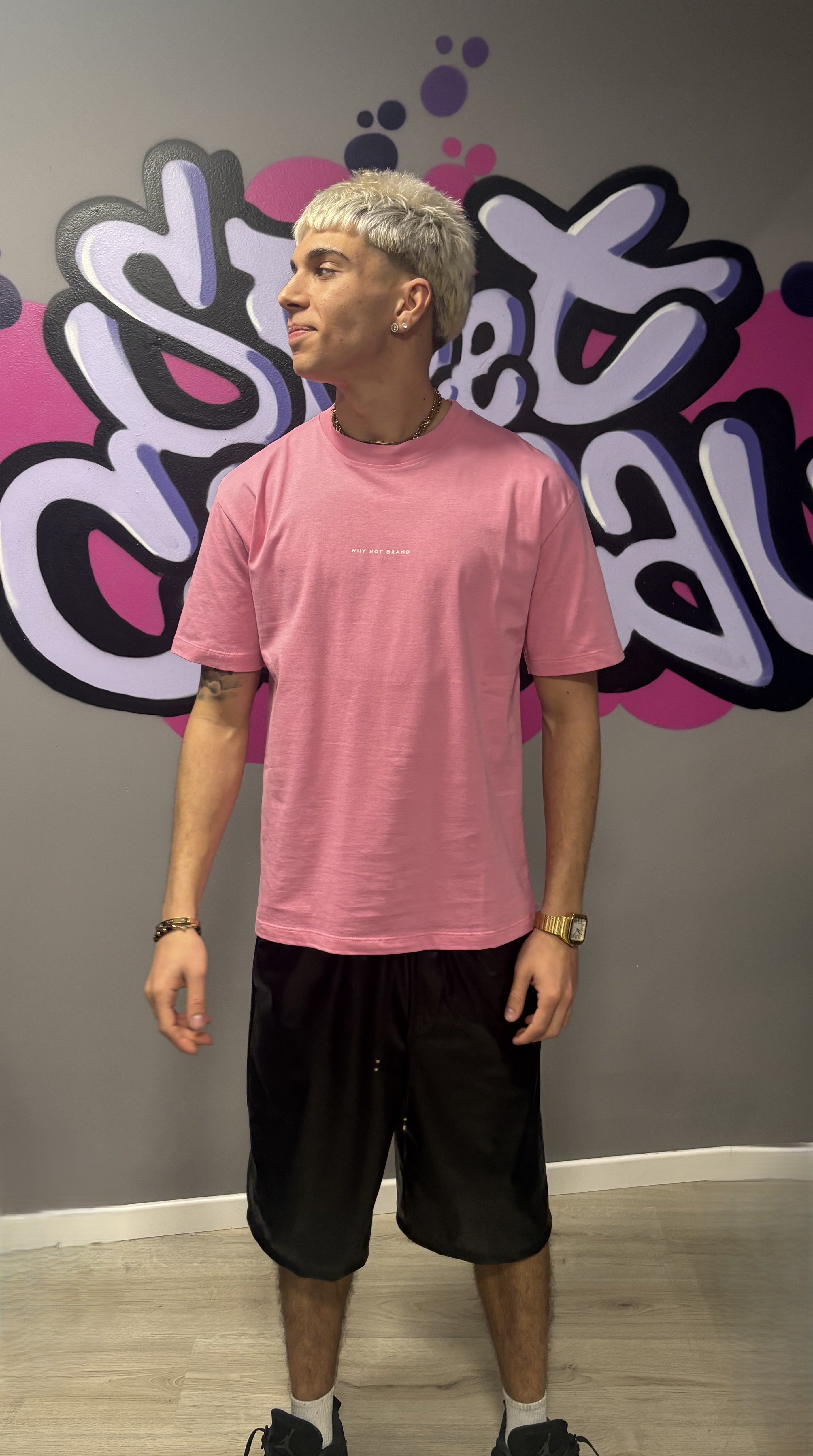 T-SHIRT